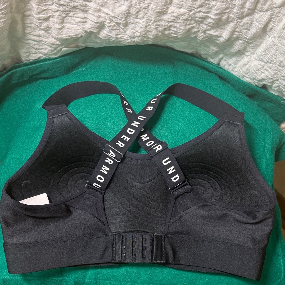 Under Armour Women's Black Sports Bra with Logo Straps - Picture 3 of 7
